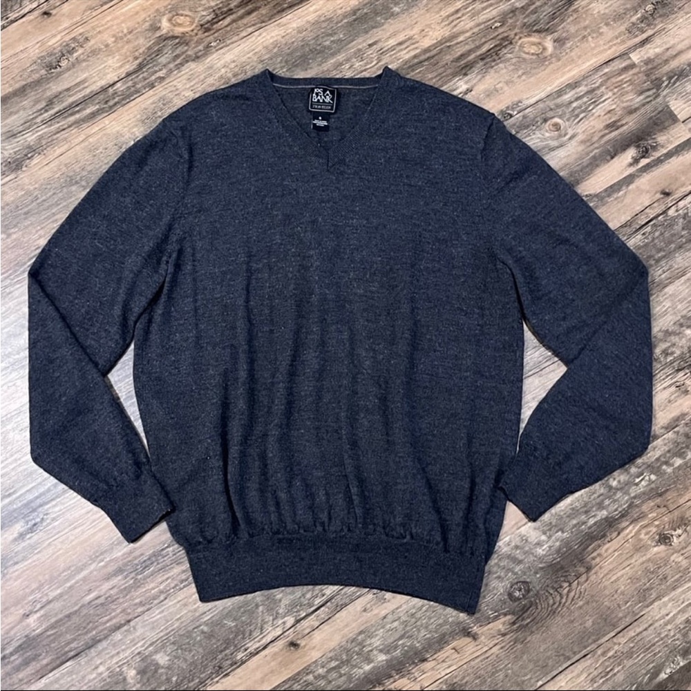 JoS A Bank Men XL Sweater Travelers 100% Merino Wool Long Sleeve V Neck Gray